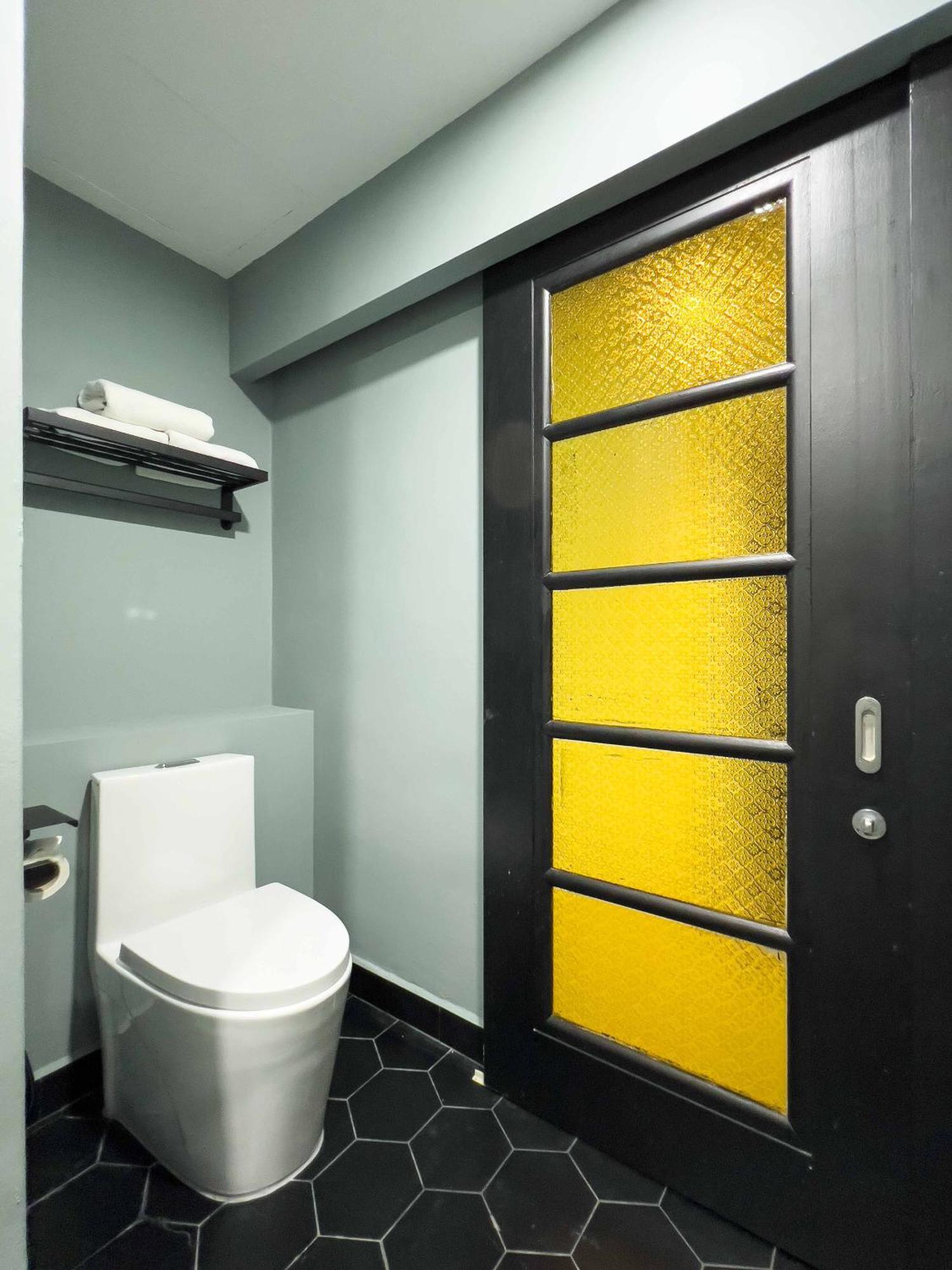 Hotel Seri Costa Malacca Екстериор снимка