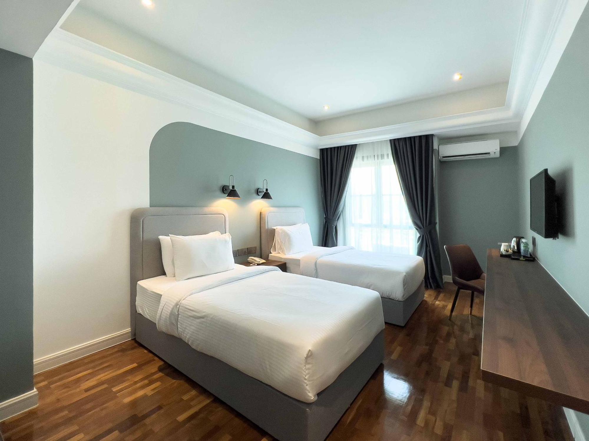 Hotel Seri Costa Malacca Екстериор снимка