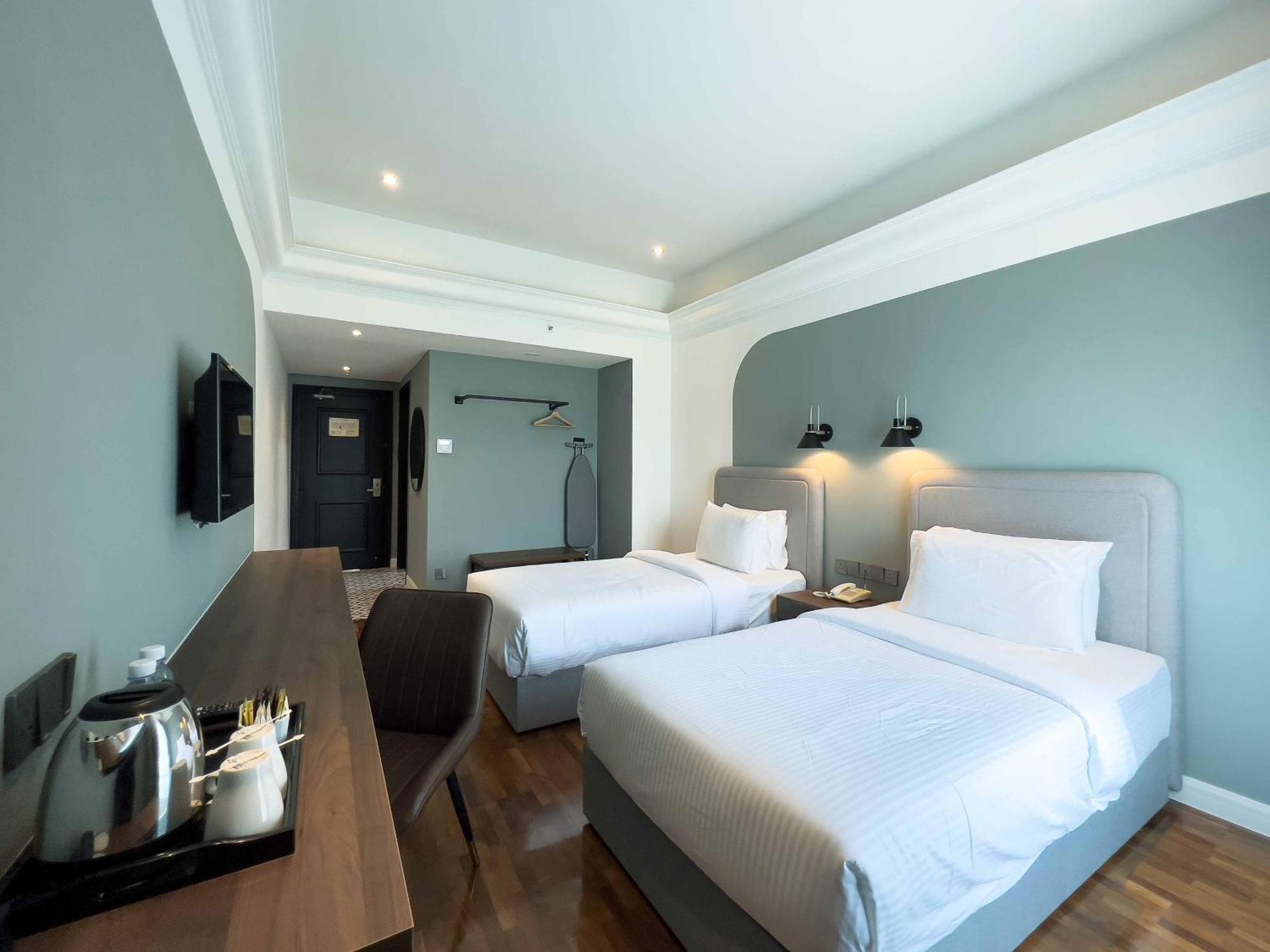 Hotel Seri Costa Malacca Екстериор снимка