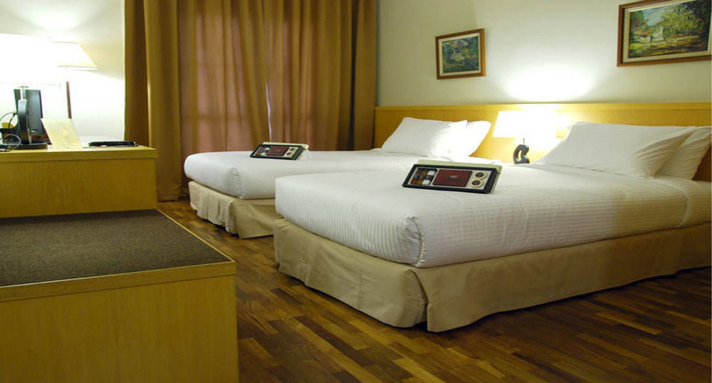 Hotel Seri Costa Malacca Екстериор снимка